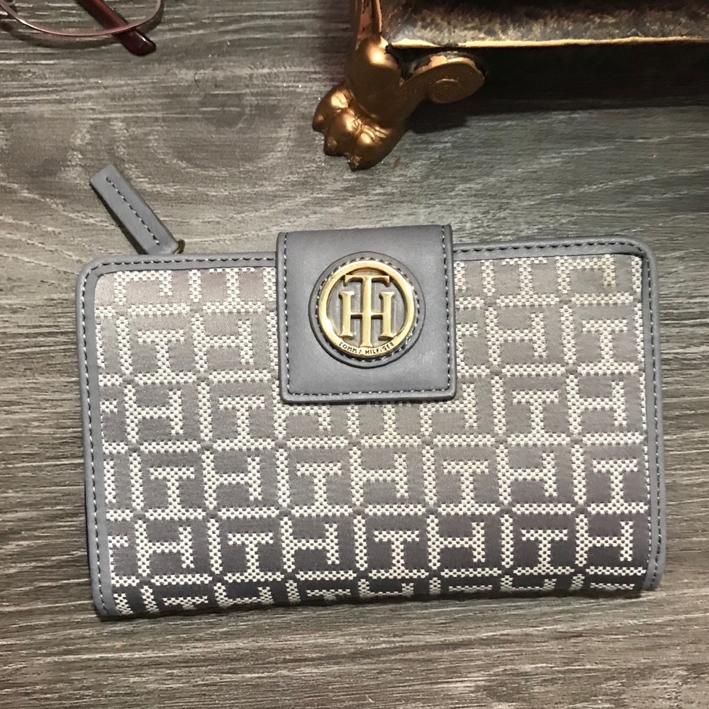 Tommy Hilfiger Wallet
